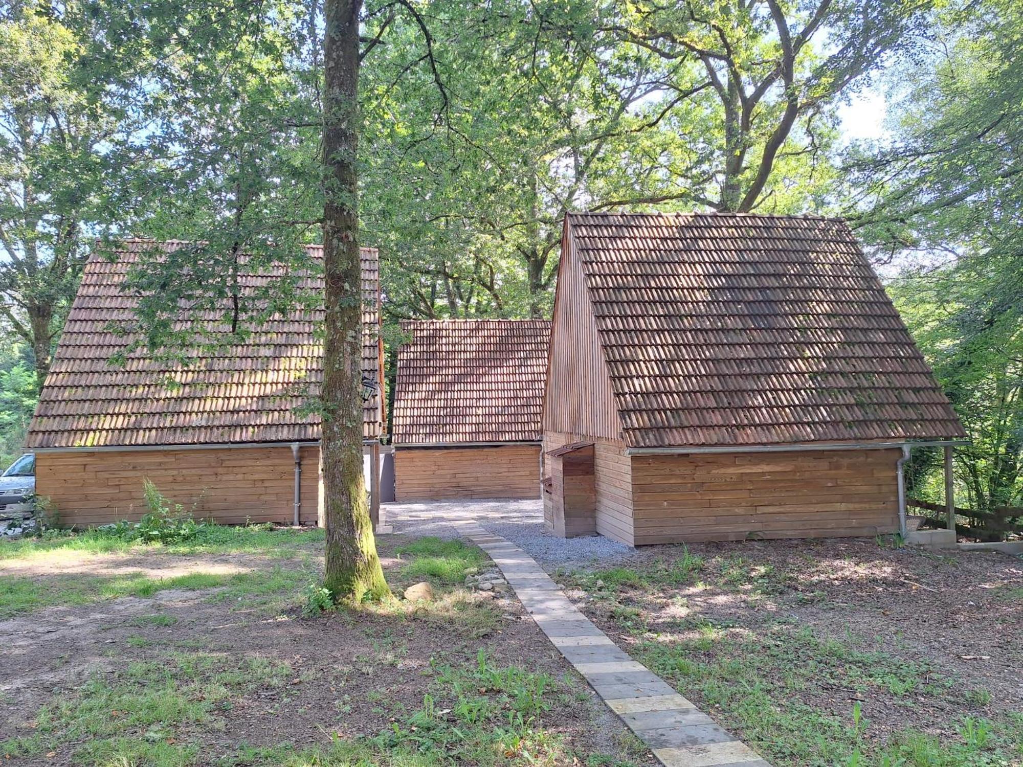 Готель Gite Tipi Faux-la-Montagne Екстер'єр фото